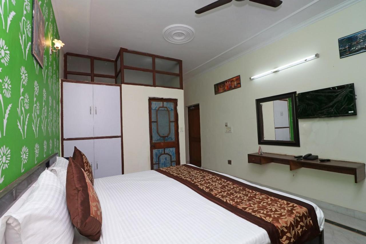 Hari Villa Residency --Near Noida Indoor Stadium Exteriör bild