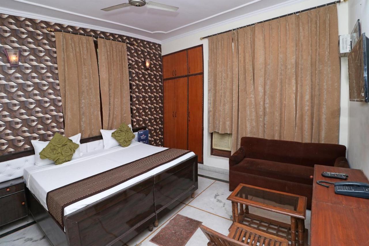 Hari Villa Residency --Near Noida Indoor Stadium Exteriör bild