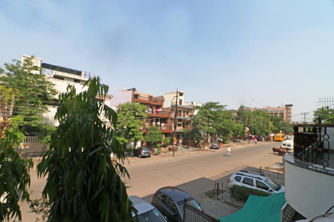 Hari Villa Residency --Near Noida Indoor Stadium Exteriör bild