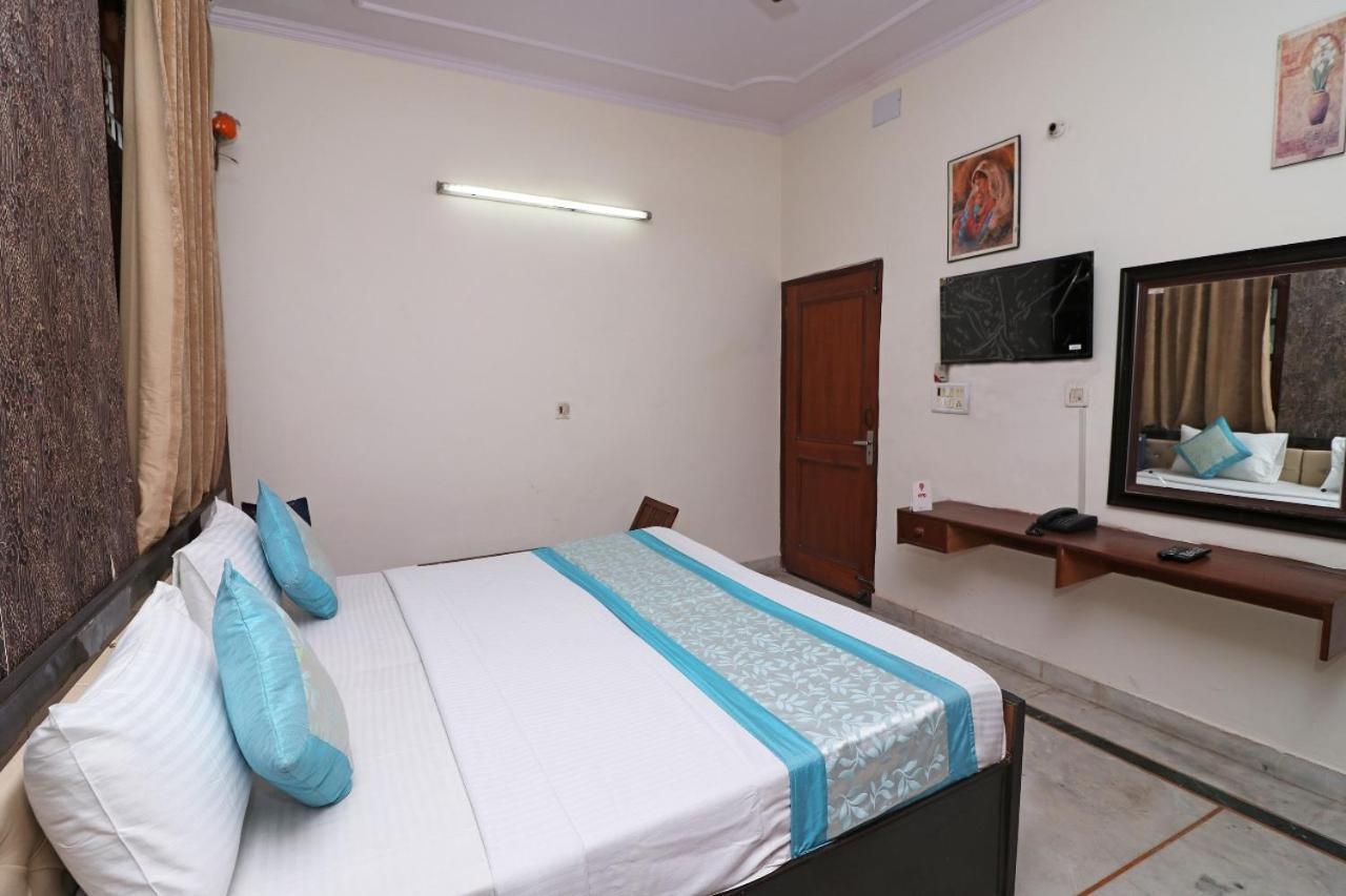 Hari Villa Residency --Near Noida Indoor Stadium Exteriör bild