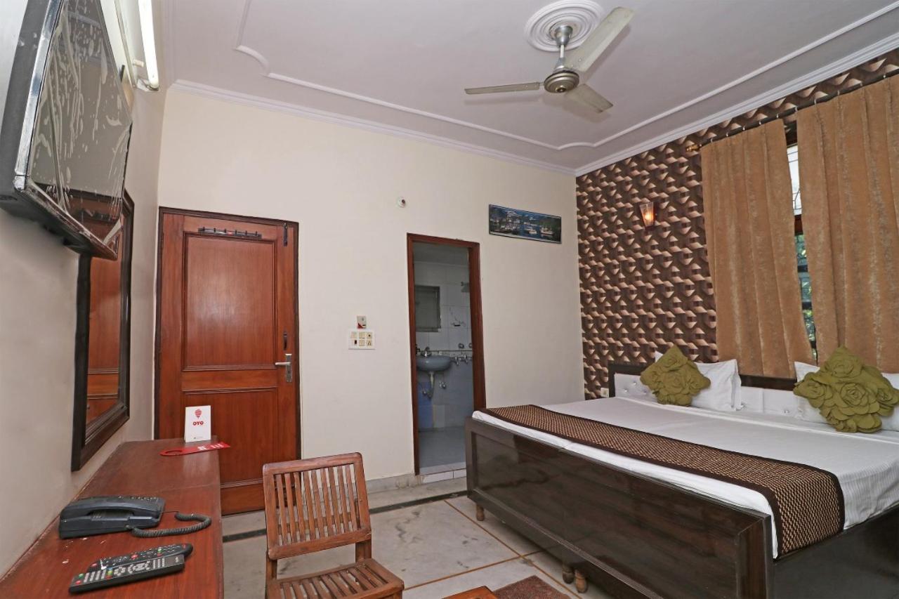 Hari Villa Residency --Near Noida Indoor Stadium Exteriör bild